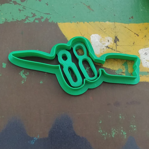 3D Printed Cookie Cutter Inspired by Oldsmobile Rocket 88 Emblem